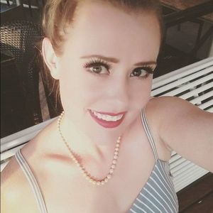 Meet your Posher, Jani